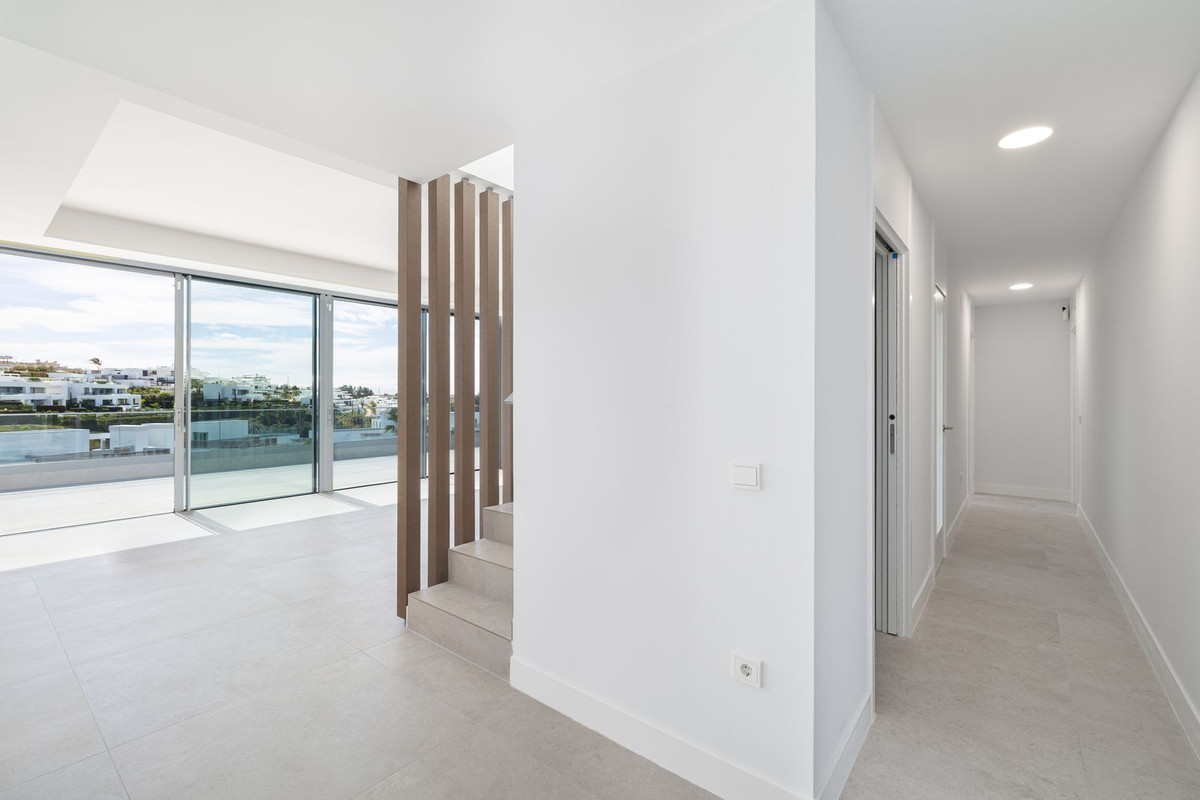3 Bed Apartment for sale in Santa Clara Costa Del Sol, Málaga, Spain