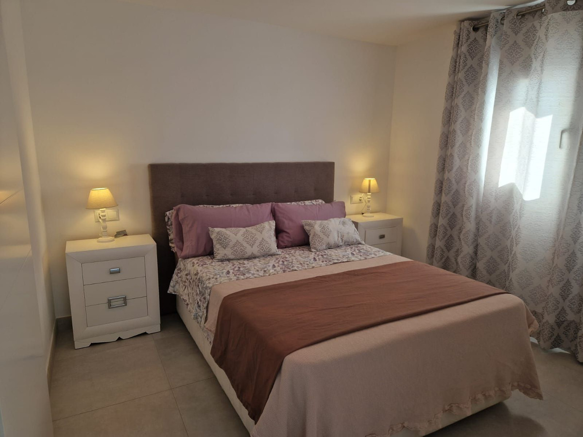 Se vende Apartamento en Planta Última de 1 dormitorios en Costa Del Sol, Málaga, España
