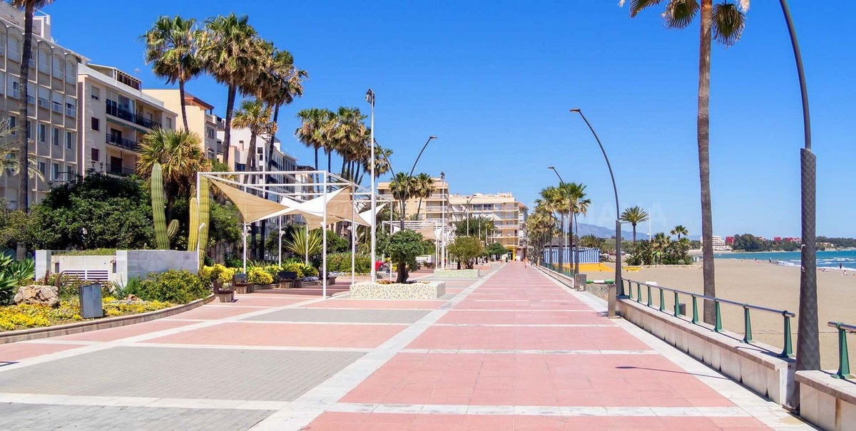 Se vende Apartamento en Planta Última de 1 dormitorios en Costa Del Sol, Málaga, España