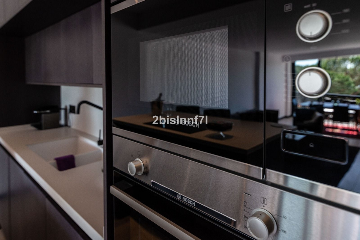 3 Bed Apartment for sale in Elviria Costa Del Sol, Málaga, Spain