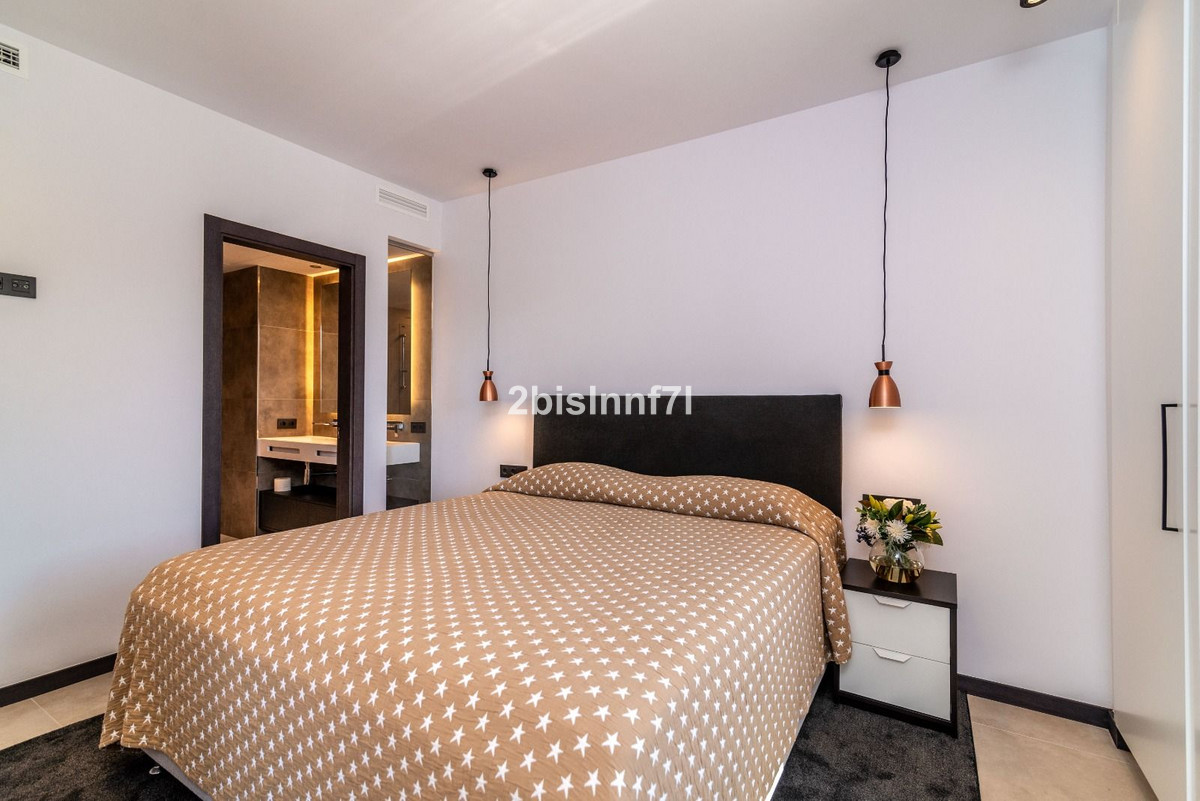 3 Bed Apartment for sale in Elviria Costa Del Sol, Málaga, Spain