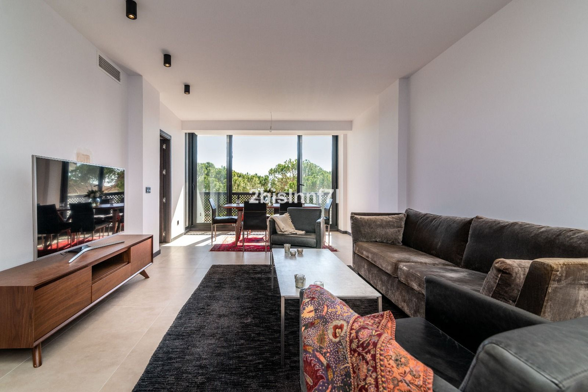 3 Bed Apartment for sale in Elviria Costa Del Sol, Málaga, Spain