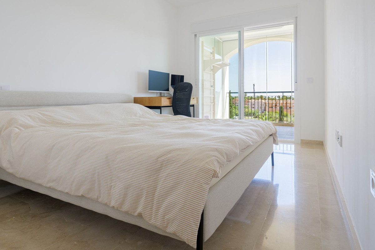 Se vende Apartamento Planta Media de 2 dormitorios en Costa Del Sol, Málaga, España
