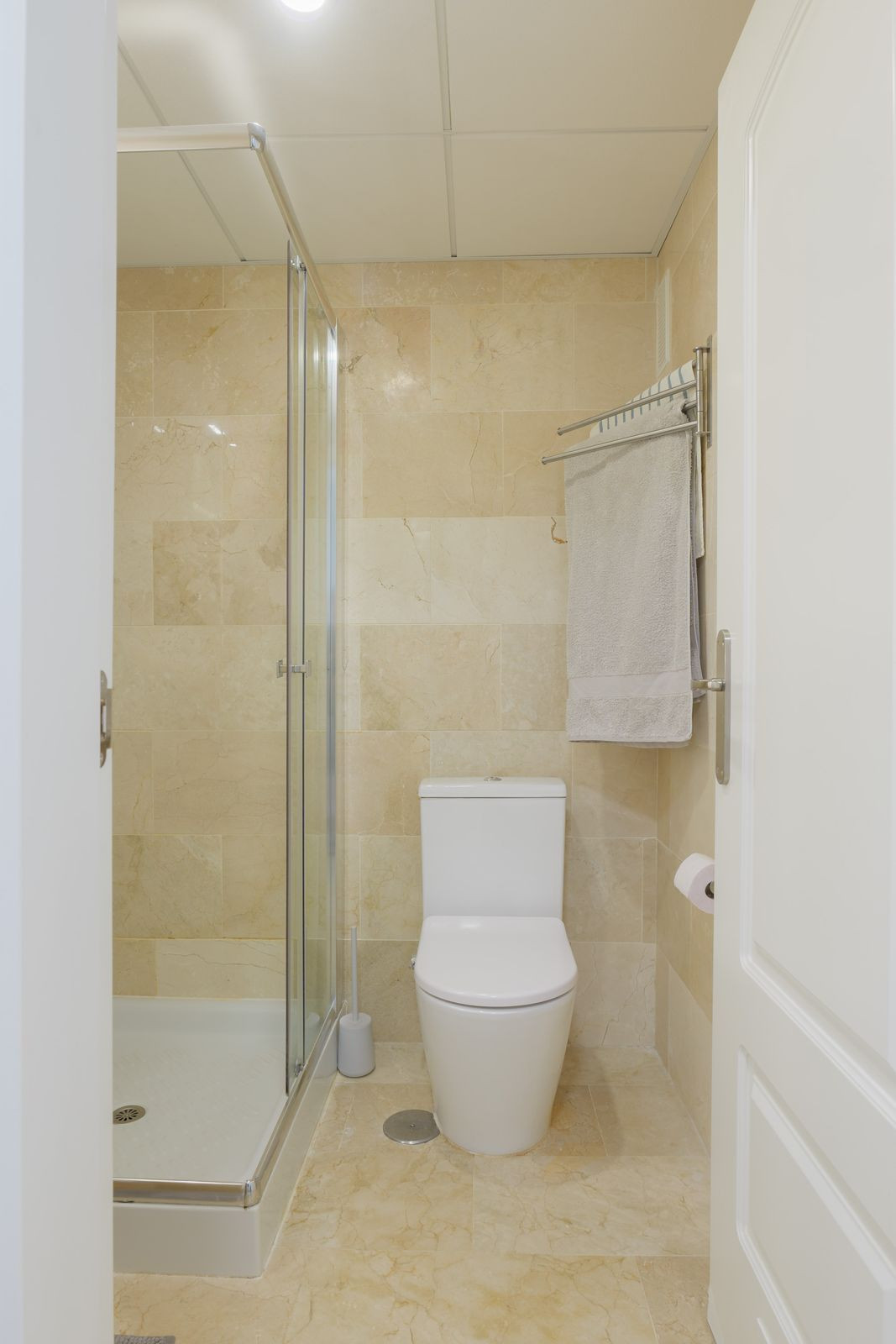 Se vende Apartamento Planta Media de 2 dormitorios en Costa Del Sol, Málaga, España