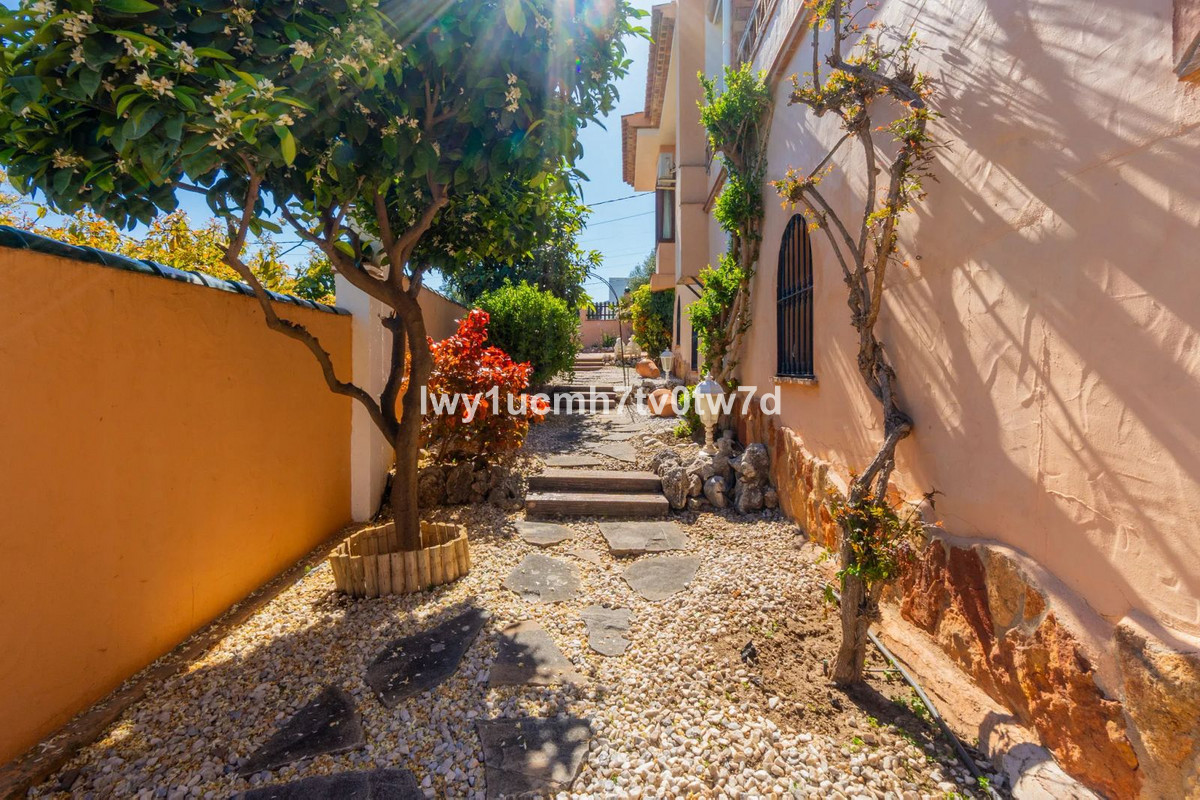4 Bed Townhouse for sale in Torremolinos Costa Del Sol, Málaga, Spain