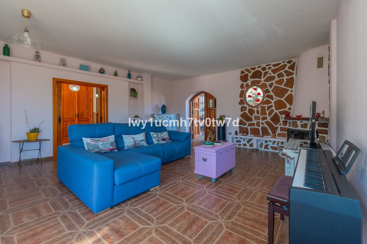 4 Bed Townhouse for sale in Torremolinos Costa Del Sol, Málaga, Spain
