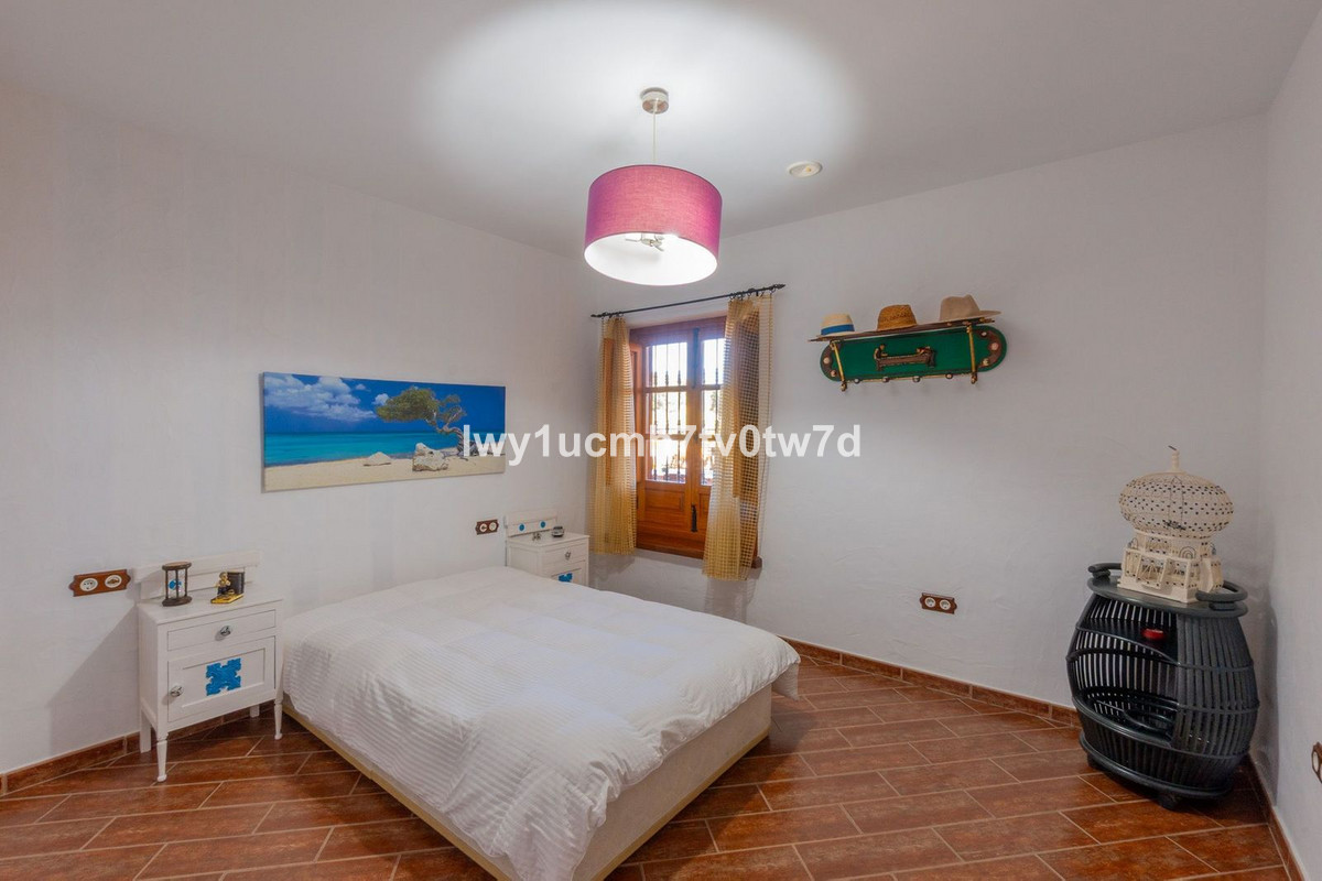 4 Bed Townhouse for sale in Torremolinos Costa Del Sol, Málaga, Spain