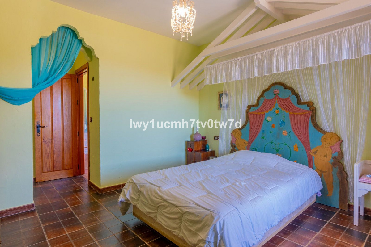 4 Bed Townhouse for sale in Torremolinos Costa Del Sol, Málaga, Spain