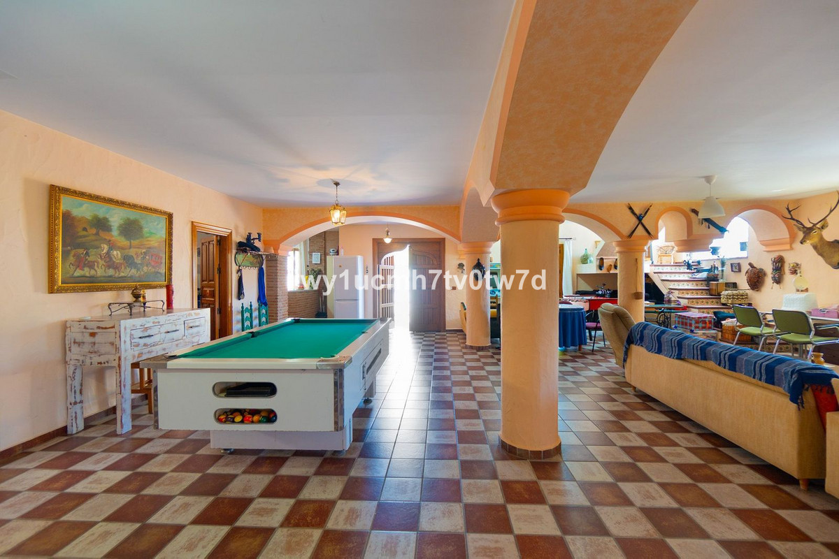 4 Bed Townhouse for sale in Torremolinos Costa Del Sol, Málaga, Spain