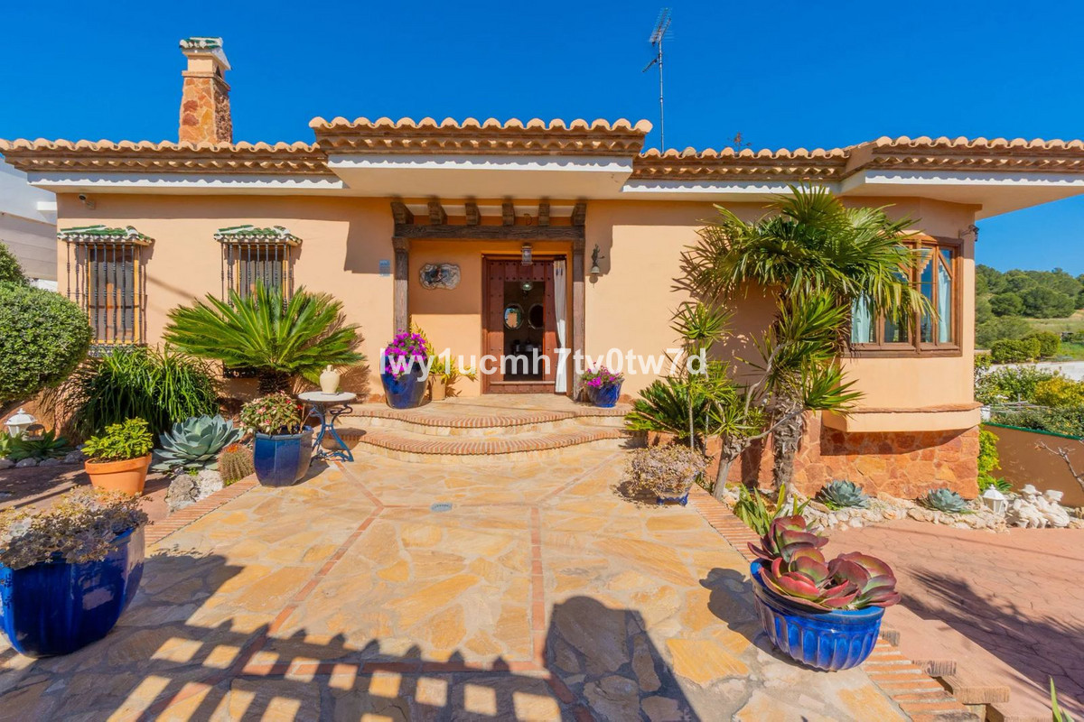 4 Bed Townhouse for sale in Torremolinos Costa Del Sol, Málaga, Spain