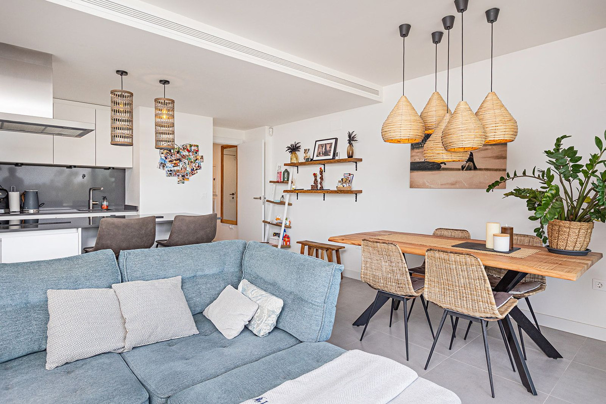 2 Bed Apartment for sale in Selwo Costa Del Sol, Málaga, Spain
