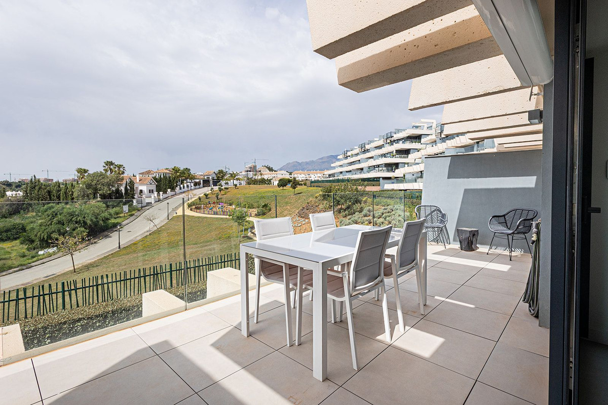 2 Bed Apartment for sale in Selwo Costa Del Sol, Málaga, Spain