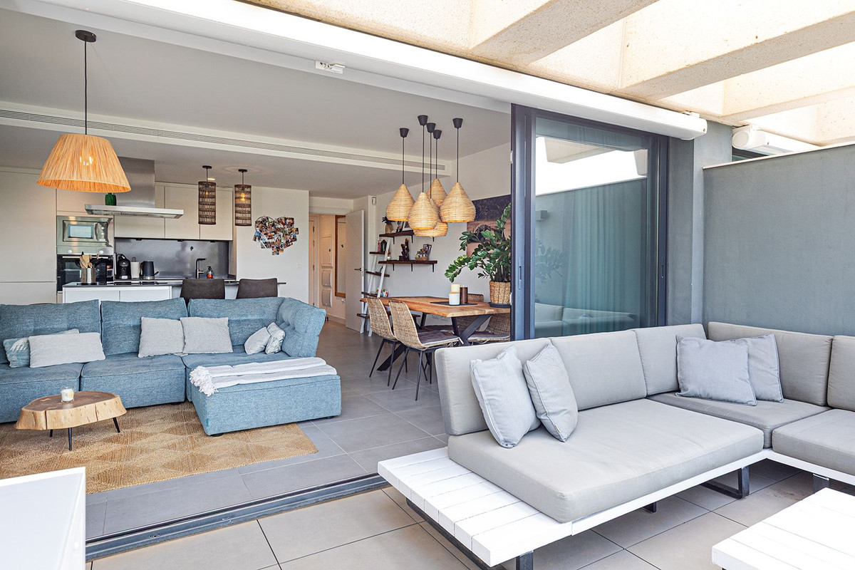 2 Bed Apartment for sale in Selwo Costa Del Sol, Málaga, Spain