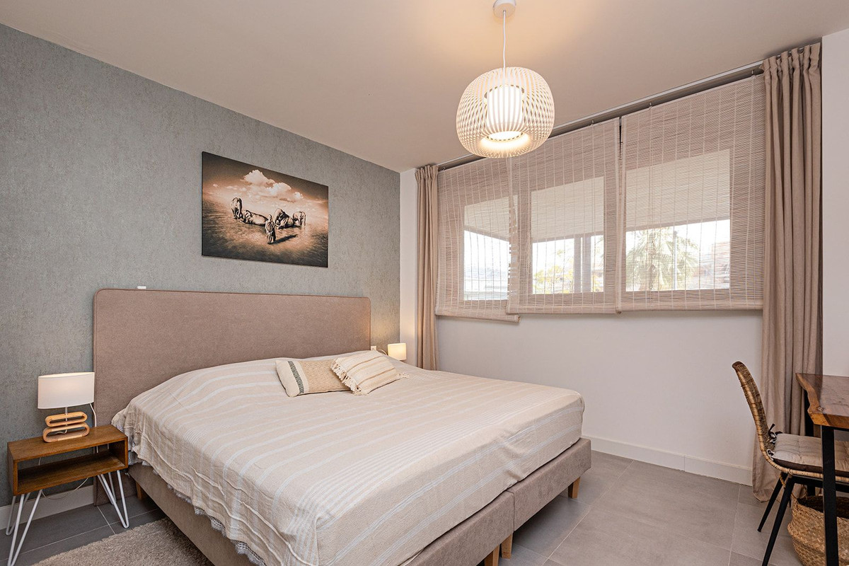 2 Bed Apartment for sale in Selwo Costa Del Sol, Málaga, Spain