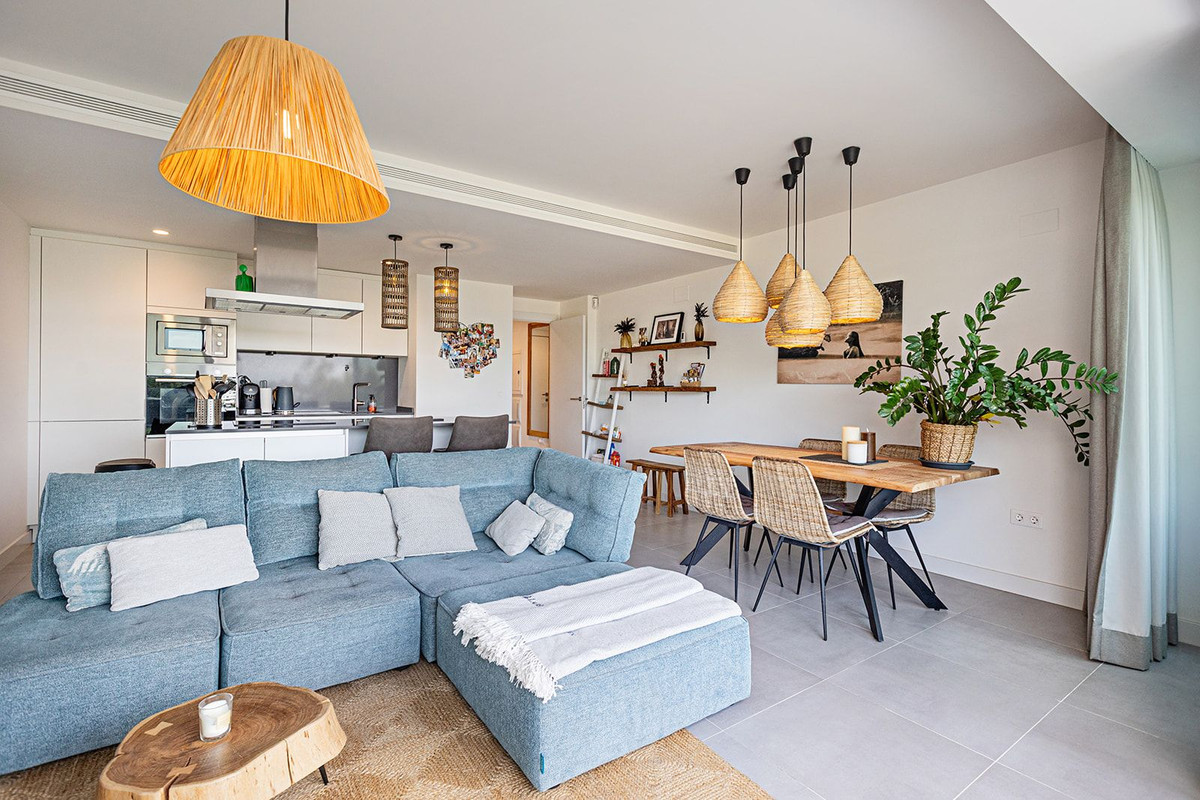 2 Bed Apartment for sale in Selwo Costa Del Sol, Málaga, Spain