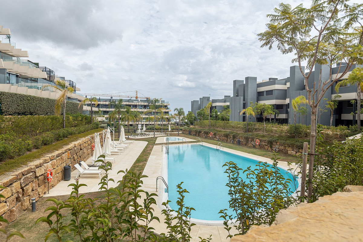2 Bed Apartment for sale in Selwo Costa Del Sol, Málaga, Spain