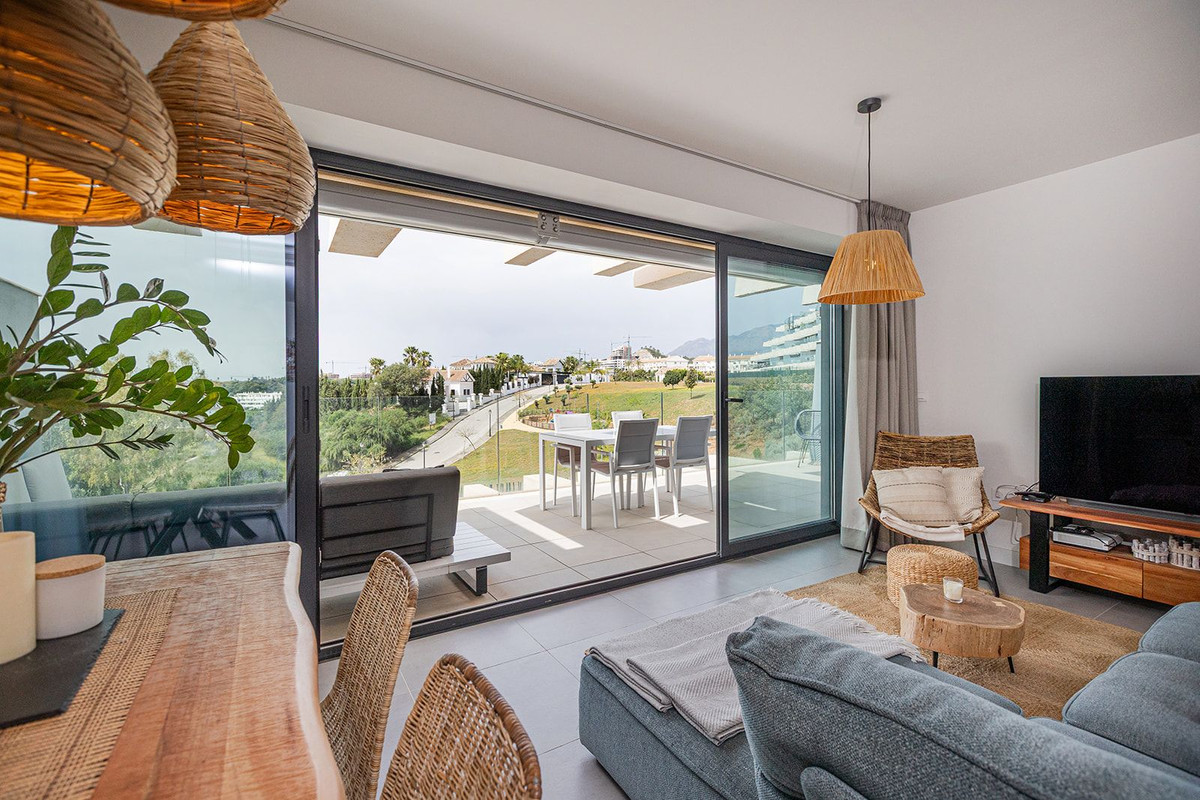 2 Bed Apartment for sale in Selwo Costa Del Sol, Málaga, Spain