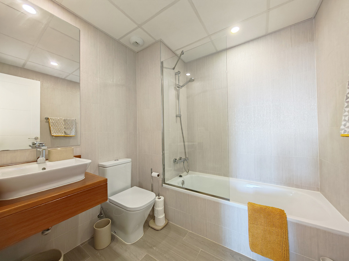 3 Bed Apartment for sale in Cabopino Costa Del Sol, Málaga, Spain
