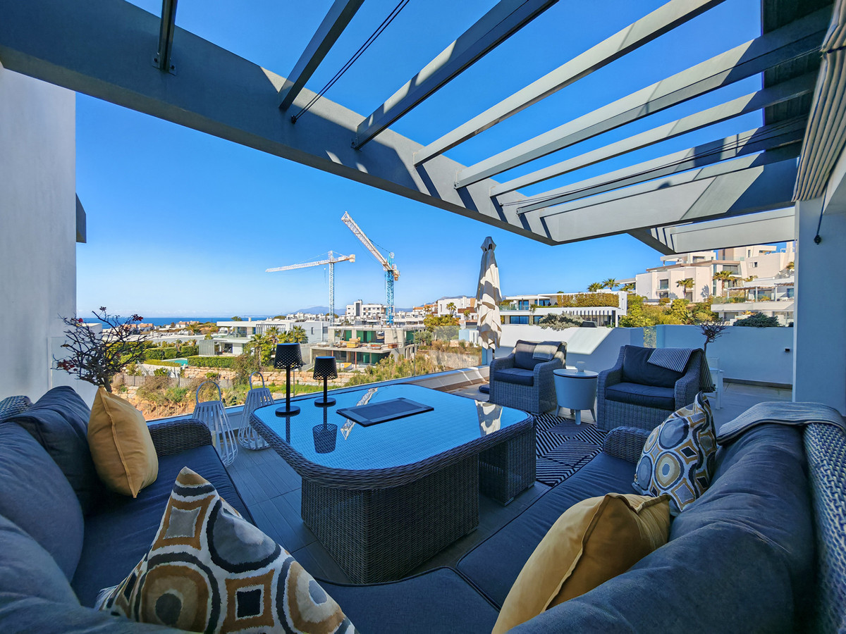 3 Bed Apartment for sale in Cabopino Costa Del Sol, Málaga, Spain