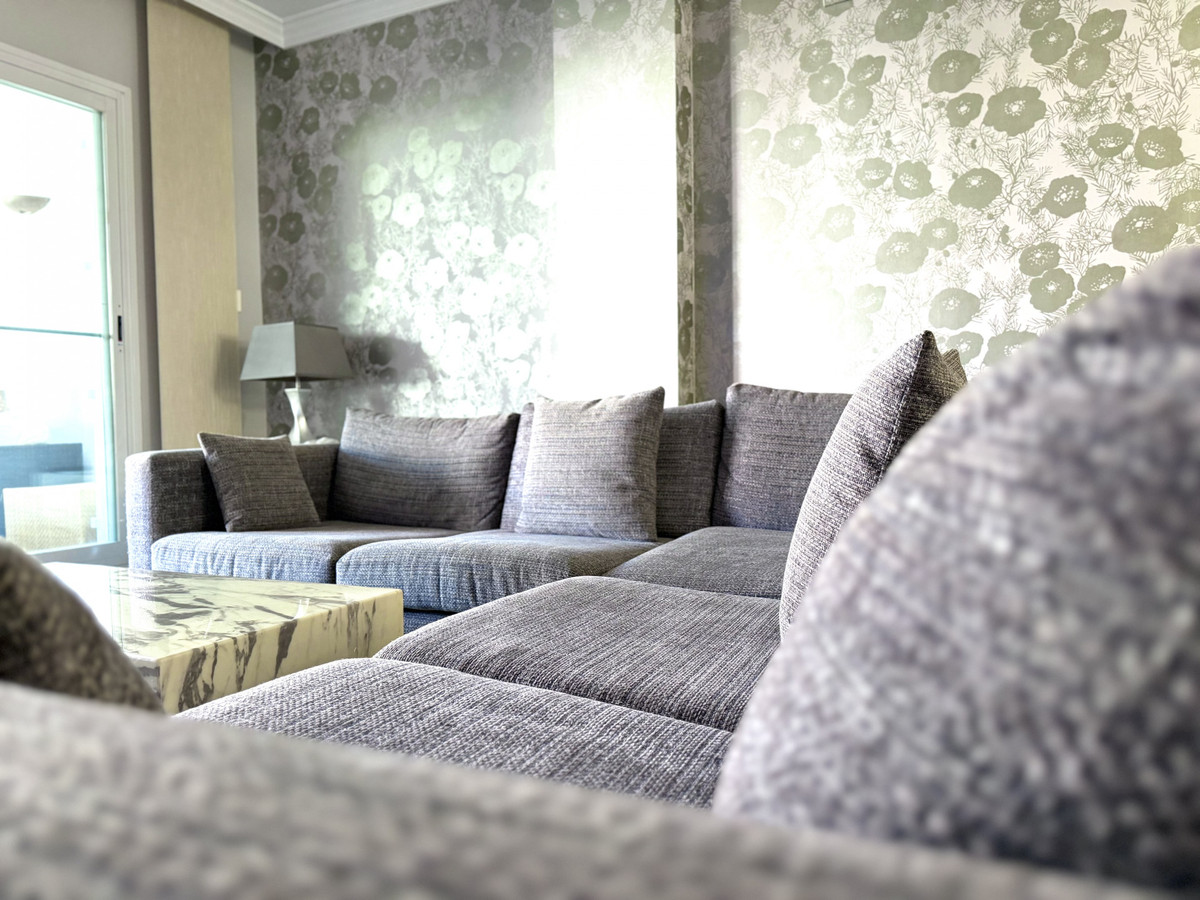 Se vende Apartamento Planta Media de 3 dormitorios en Costa Del Sol, Málaga, España