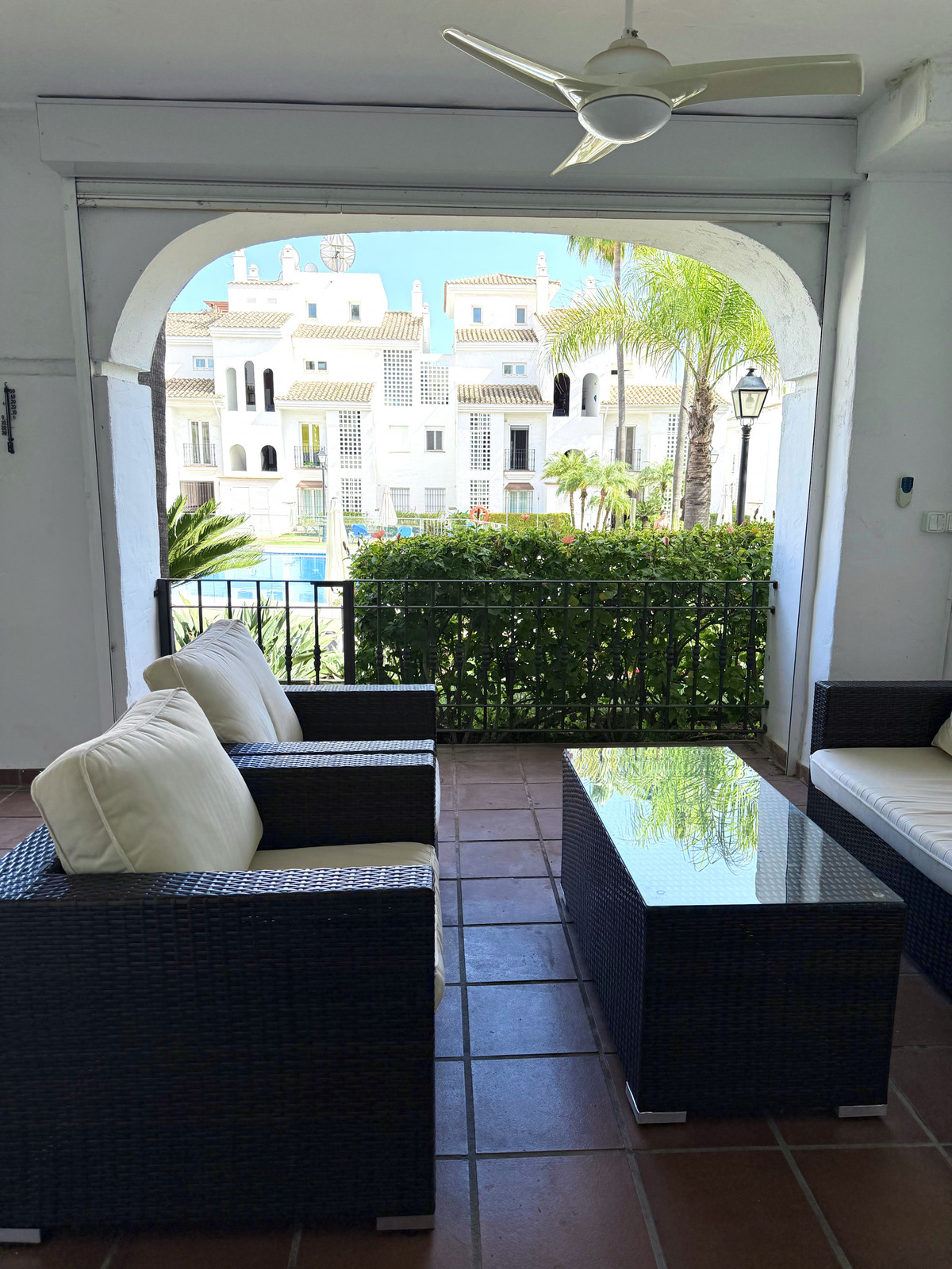 Se vende Apartamento Planta Media de 3 dormitorios en Costa Del Sol, Málaga, España