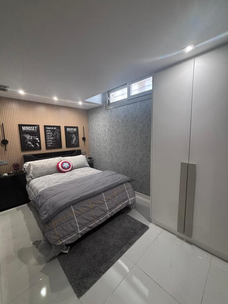 Se vende Villa - Chalet de 5 dormitorios en Costa Blanca, Alicante, España