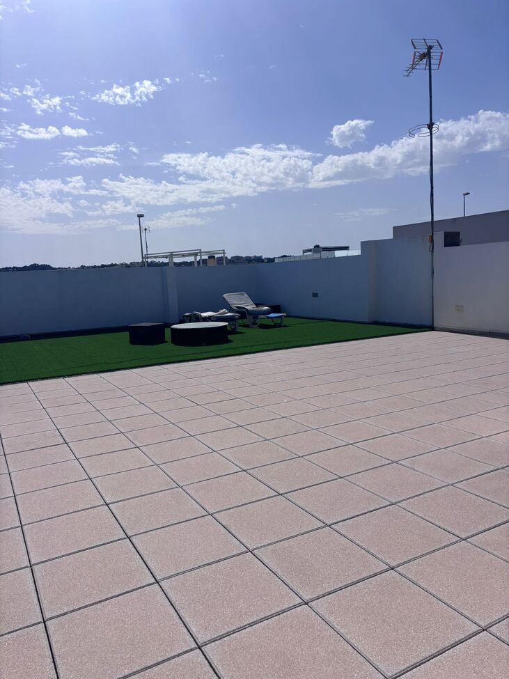 Se vende Villa - Chalet de 5 dormitorios en Costa Blanca, Alicante, España