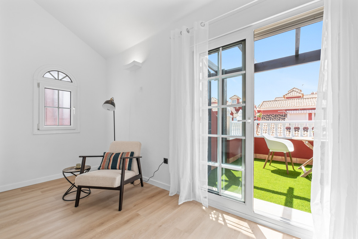 Se vende Adosada de 3 dormitorios en Costa Blanca, Alicante, España
