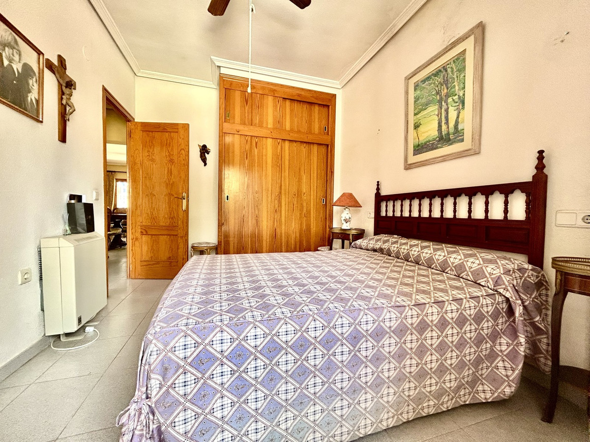 Se vende Villa - Chalet de 3 dormitorios en Costa Blanca, Alicante, España