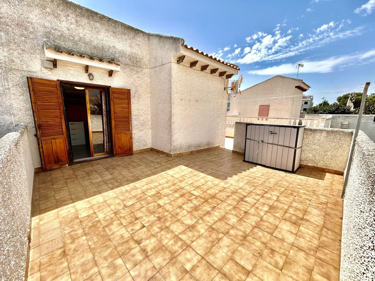 Se vende Villa - Chalet de 3 dormitorios en Costa Blanca, Alicante, España