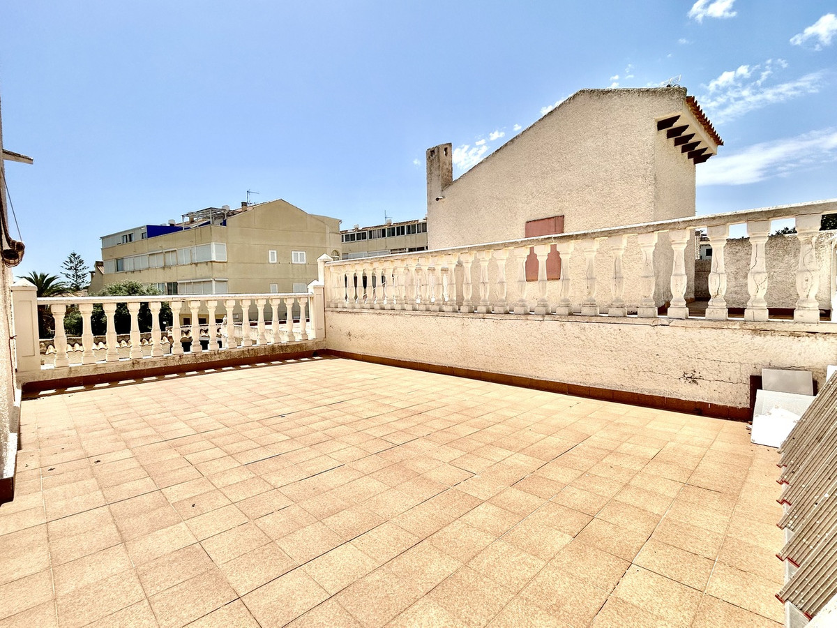 Se vende Villa - Chalet de 3 dormitorios en Costa Blanca, Alicante, España