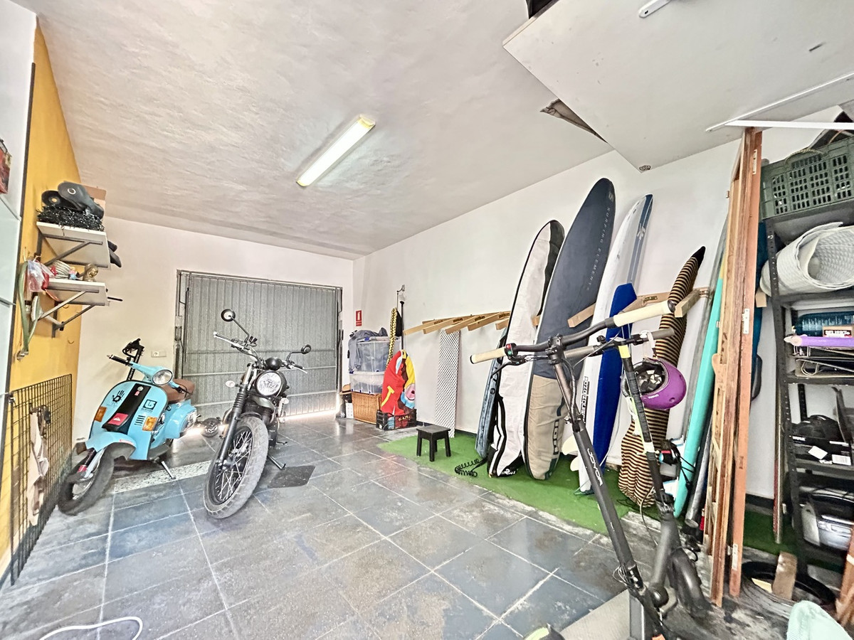 Se vende Villa - Chalet de 3 dormitorios en Costa Blanca, Alicante, España
