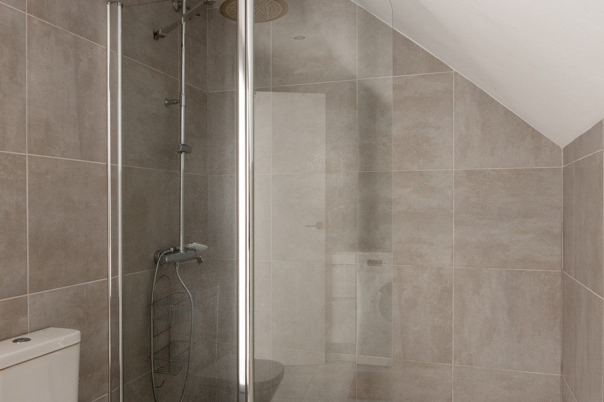 4 Bed Apartment for sale in Nueva Andalucía Costa Del Sol, Málaga, Spain