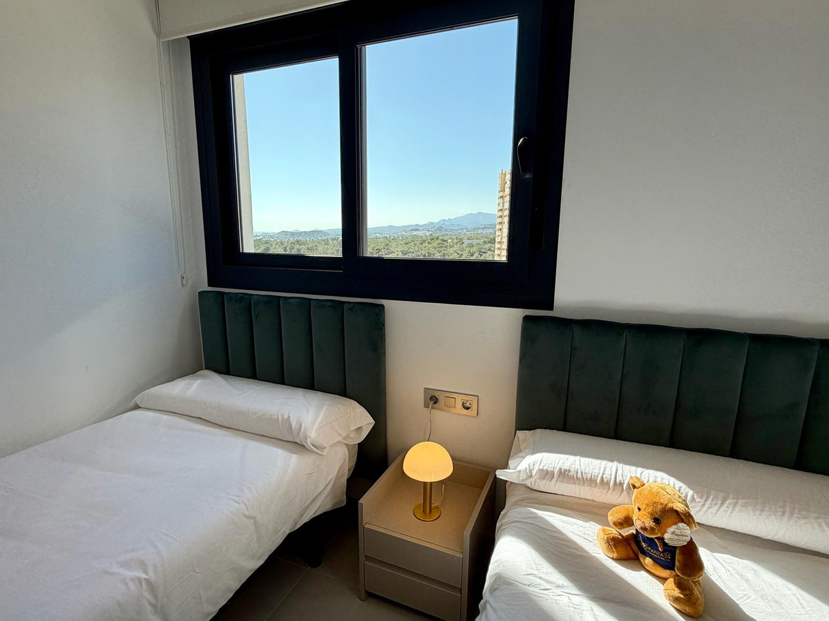 Se vende Apartamento Planta Media de 2 dormitorios en Costa Blanca, Alicante, España