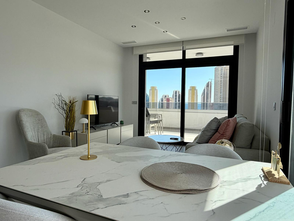 Se vende Apartamento Planta Media de 2 dormitorios en Costa Blanca, Alicante, España