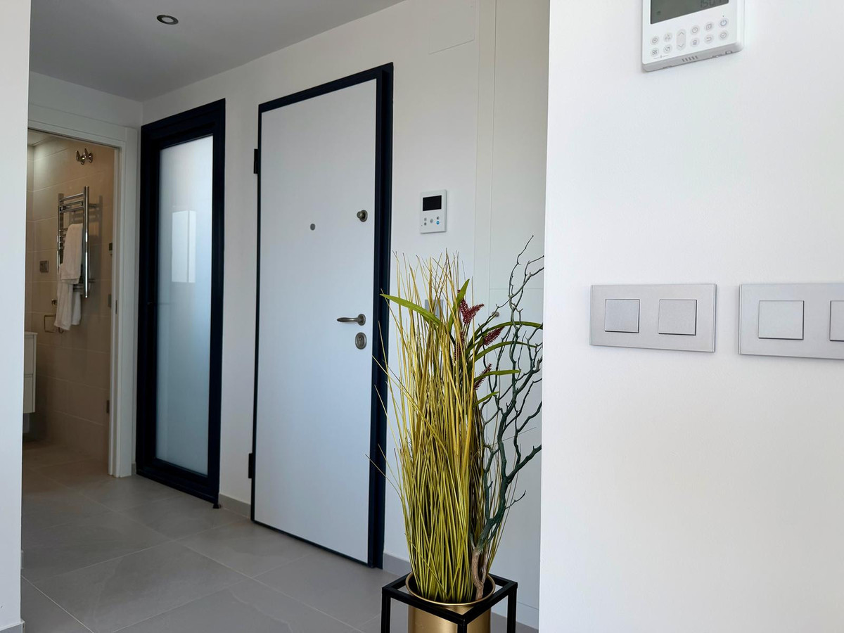 Se vende Apartamento Planta Media de 2 dormitorios en Costa Blanca, Alicante, España