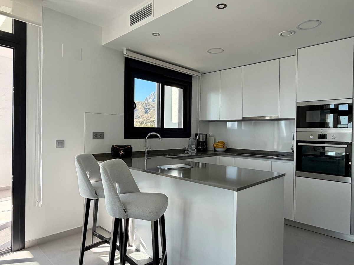 Se vende Apartamento Planta Media de 2 dormitorios en Costa Blanca, Alicante, España
