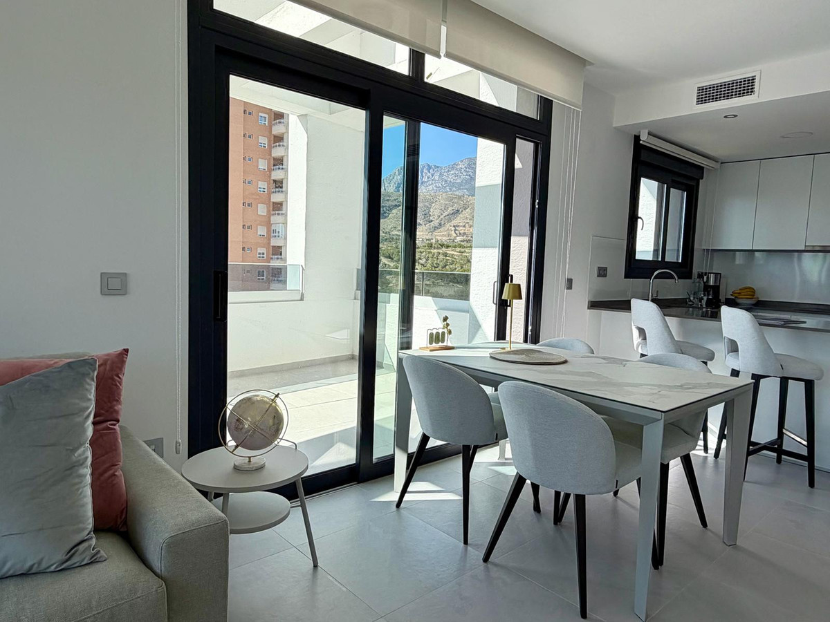 Se vende Apartamento Planta Media de 2 dormitorios en Costa Blanca, Alicante, España