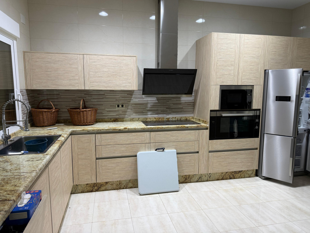 Se vende Villa - Chalet de 4 dormitorios en Costa Blanca, Alicante, España