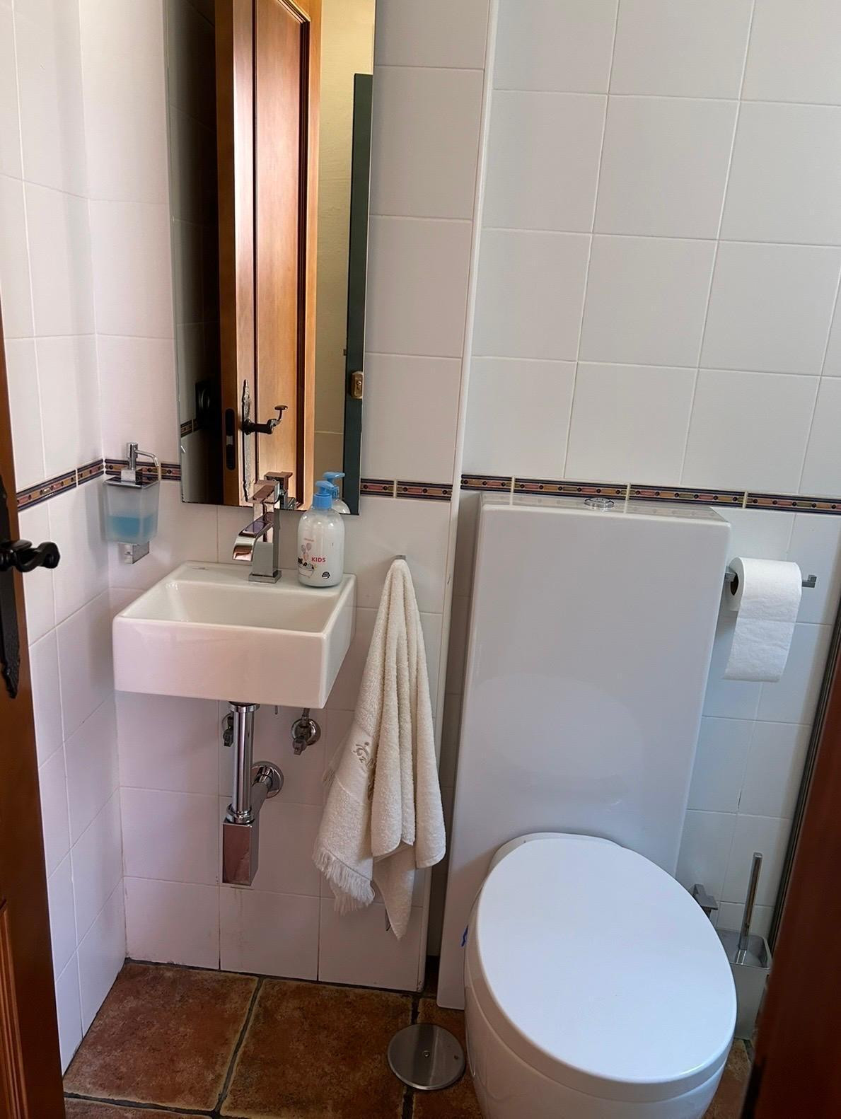 Se vende Adosada de 3 dormitorios en Costa Del Sol, Cadiz, España