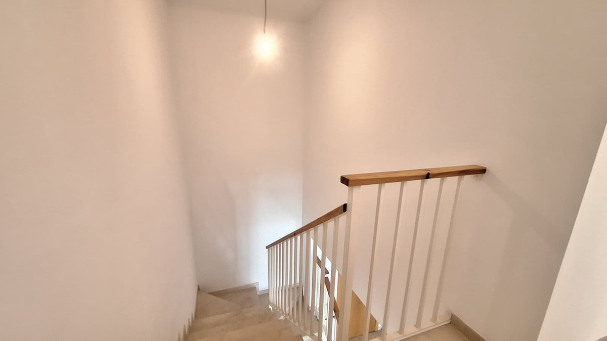 3 Bed Apartment for sale in Guadalmina Alta Costa Del Sol, Málaga, Spain