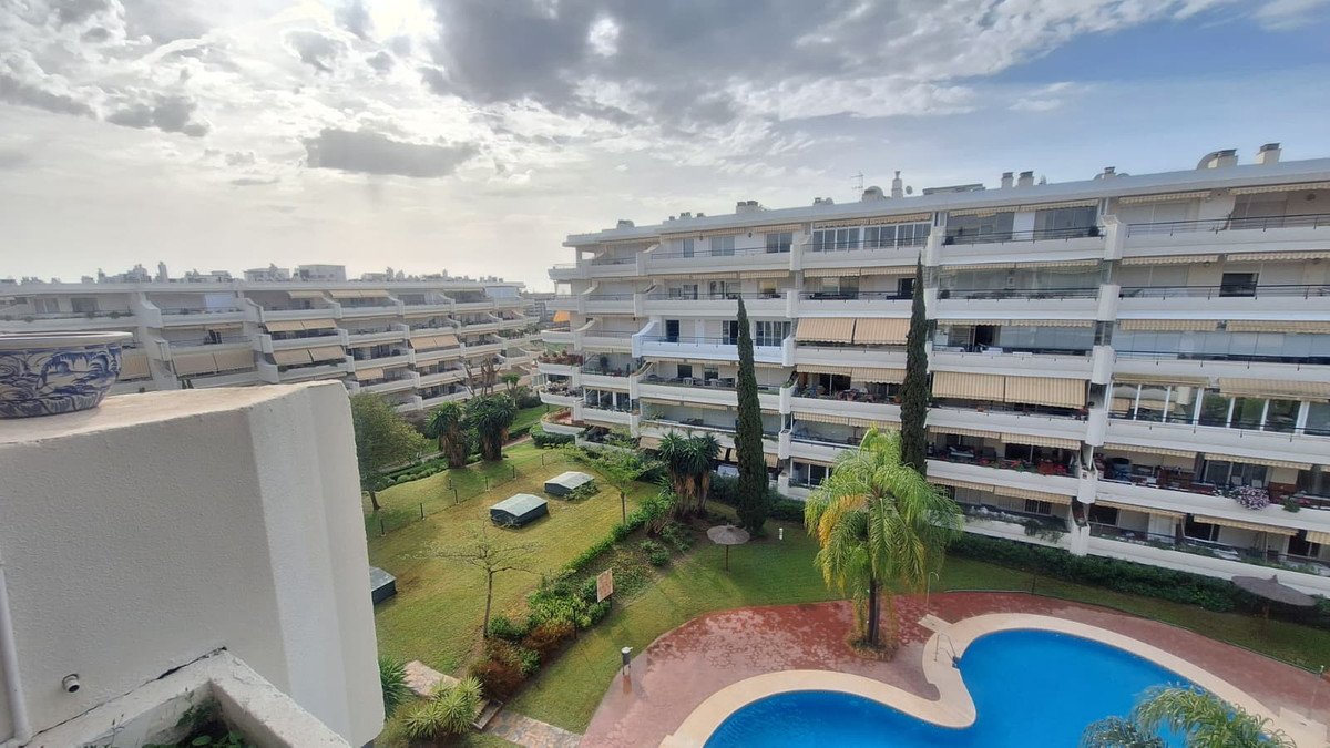 3 Bed Apartment for sale in Guadalmina Alta Costa Del Sol, Málaga, Spain