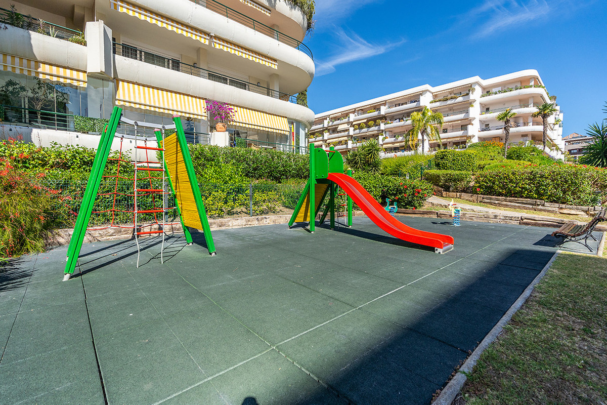 3 Bed Apartment for sale in Guadalmina Alta Costa Del Sol, Málaga, Spain
