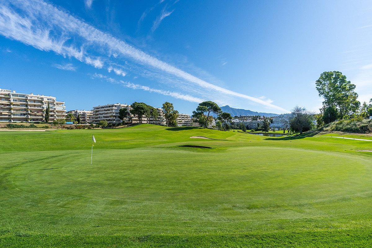 3 Bed Apartment for sale in Guadalmina Alta Costa Del Sol, Málaga, Spain