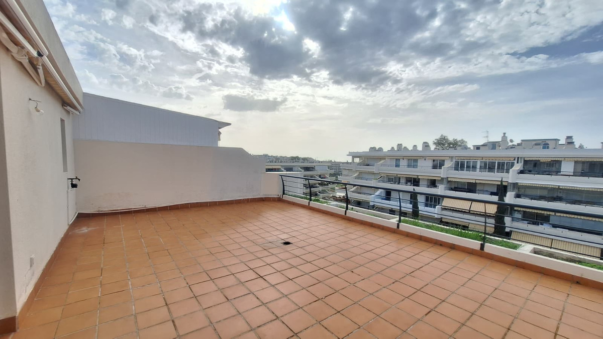 3 Bed Apartment for sale in Guadalmina Alta Costa Del Sol, Málaga, Spain
