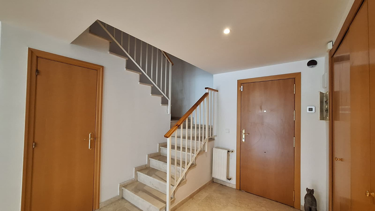 3 Bed Apartment for sale in Guadalmina Alta Costa Del Sol, Málaga, Spain