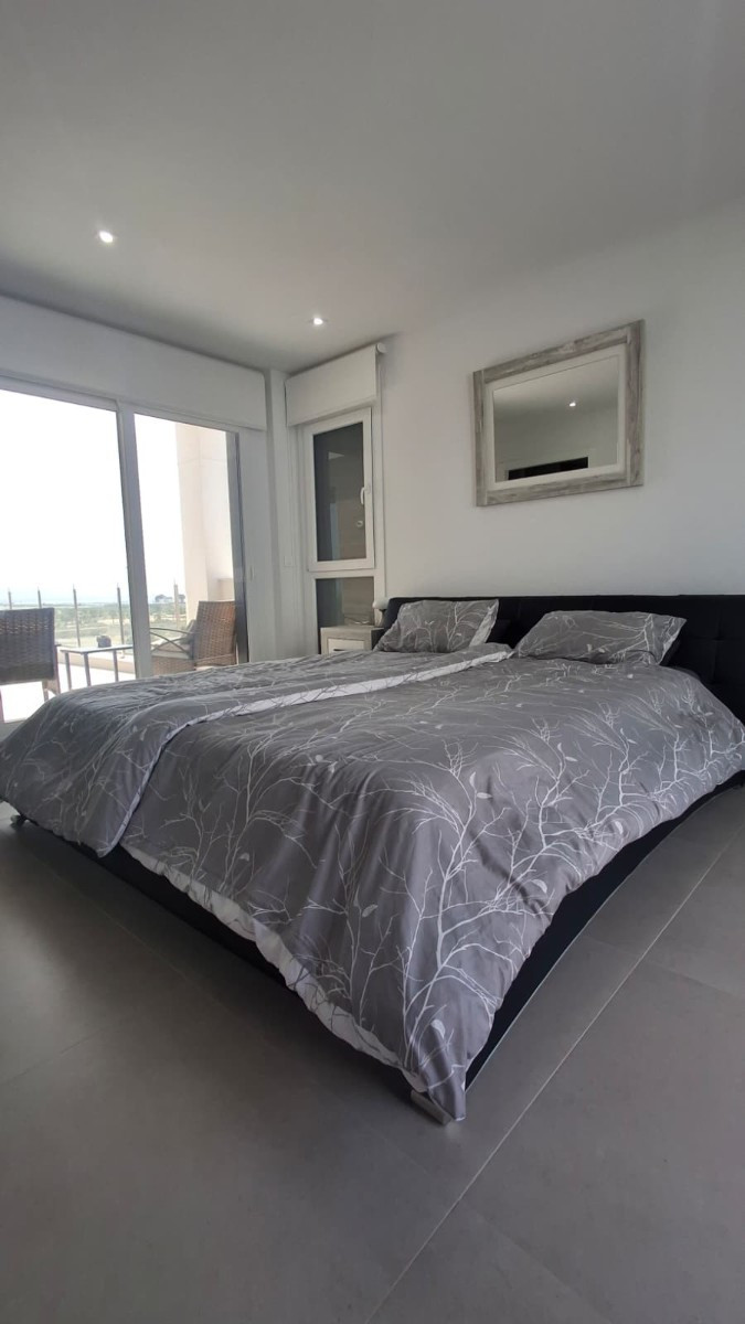 Se vende Villa - Chalet de 3 dormitorios en Costa Blanca, Alicante, España