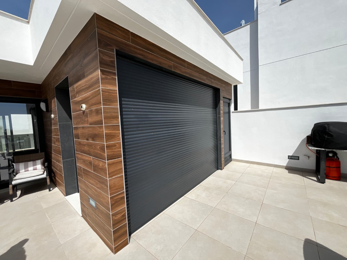 Se vende Villa - Chalet de 3 dormitorios en Costa Blanca, Alicante, España