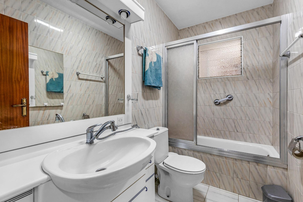 Se vende Bungalow de 3 dormitorios en Costa Blanca, Alicante, España