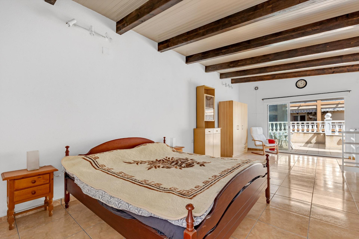 Se vende Bungalow de 3 dormitorios en Costa Blanca, Alicante, España